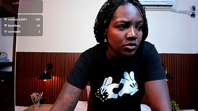 chanel brunette online show from 03/03/25, 05:50