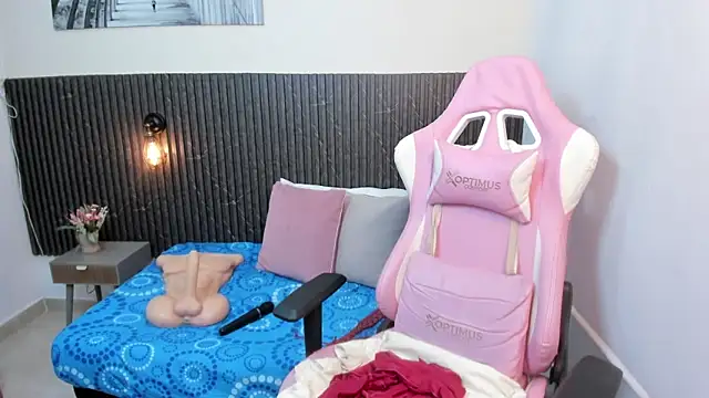 chanel brunette online show from 02/14/26, 12:35