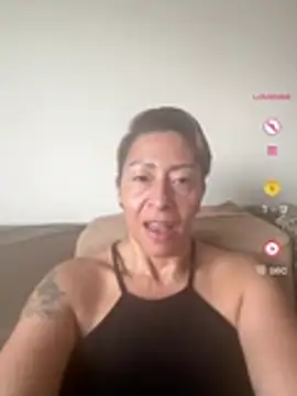 elmarsexydoll online show from 07/04/26, 11:27