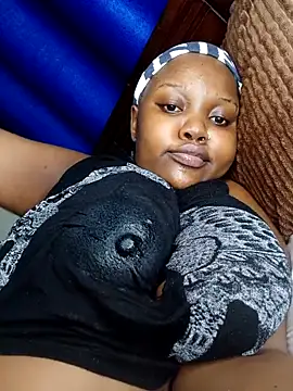 queennapal online show from 03/13/26, 12:28