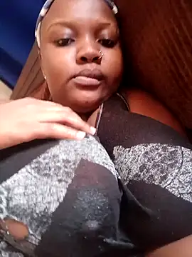 queennapal online show from 04/03/26, 06:33