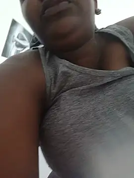 Snapshot of queennapal chatting on 07/23/26, 01:58 queennapal online show from 07/23/26, 01:58