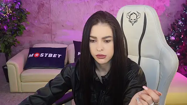 Tina Breeze online show from 12/29/24, 11:50