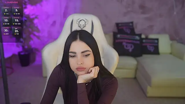 Tina Breeze online show from 11/18/25, 08:08