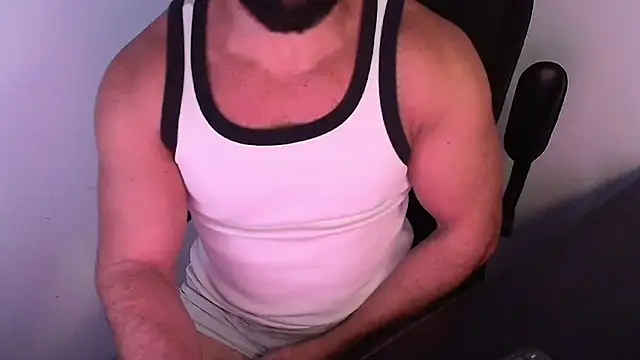 Snapshot of TopDaddy23 chatting on 07/16/26, 11:05 TopDaddy23 online show from 07/16/26, 11:05