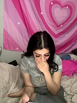 ThickerThanYoBitch online show from 09/27/25, 02:44