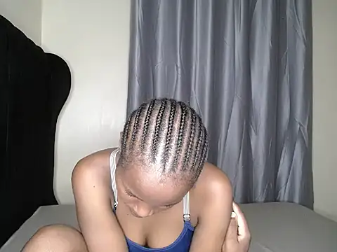 tasha kimmy online show from 10/17/25, 04:42