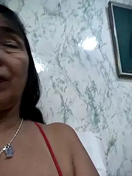 Snapshot of biancchi chatting on 06/17/26, 02:29 biancchi online show from 06/17/26, 02:29