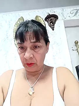 Snapshot of biancchi chatting on 06/21/26, 11:13 biancchi online show from 06/21/26, 11:13