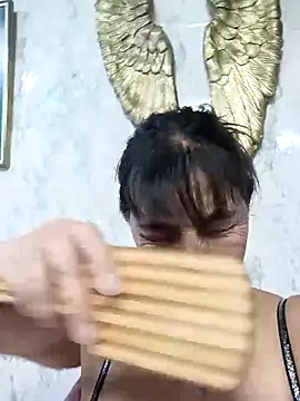 Snapshot of biancchi chatting on 07/11/26, 10:51 biancchi online show from 07/11/26, 10:51