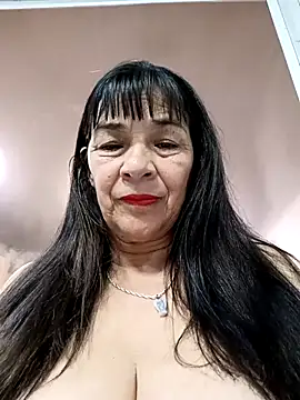 Snapshot of biancchi chatting on 08/01/26, 02:38 biancchi online show from 08/01/26, 02:38