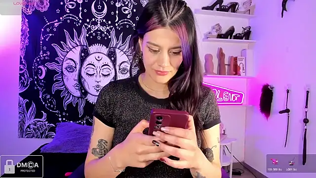 Violet-Queen online show from 03/21/26, 04:50