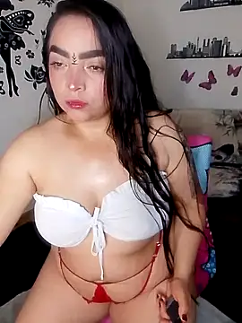 samantha2207 online show from 09/17/25, 06:48