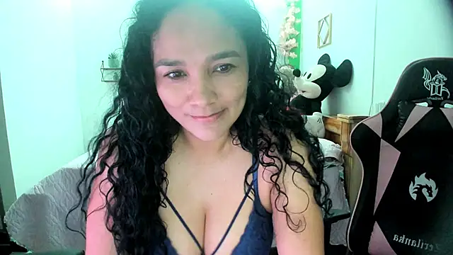 rayza mature 154 online show from 10/10/25, 11:48