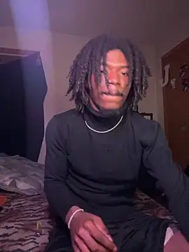 lolalaii online show from 10/28/25, 01:53