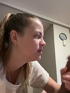 Snapshot of nazar1202 chatting on 02/20/26, 06:19 nazar1202 online show from 02/20/26, 06:19