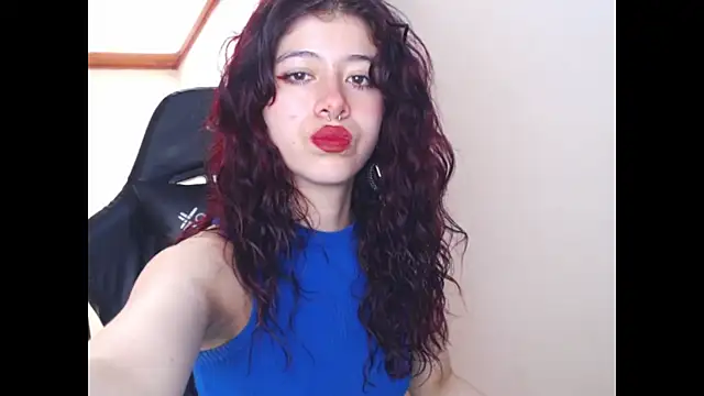 SuzzyyM online show from 02/05/25, 02:05