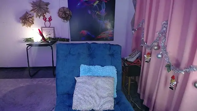Snapshot of IsaBaileys_ chatting on 12/19/24, 06:56 IsaBaileys  online show from 12/19/24, 06:56