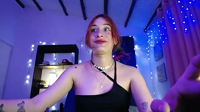 Snapshot of IsaBaileys_ chatting on 02/12/25, 01:19 IsaBaileys  online show from 02/12/25, 01:19