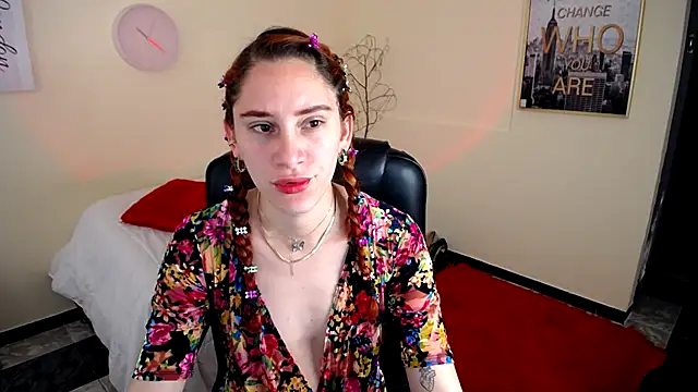 Snapshot of IsaBaileys_ chatting on 03/01/25, 07:48 IsaBaileys  online show from 03/01/25, 07:48