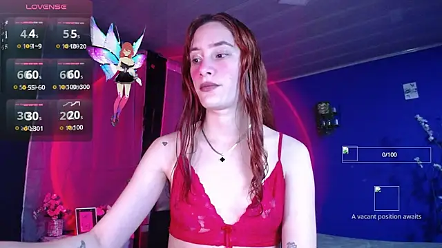 IsaBaileys  online show from 11/23/25, 11:48