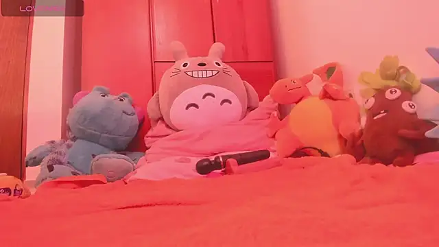 saralolo420 online show from 10/11/25, 06:50