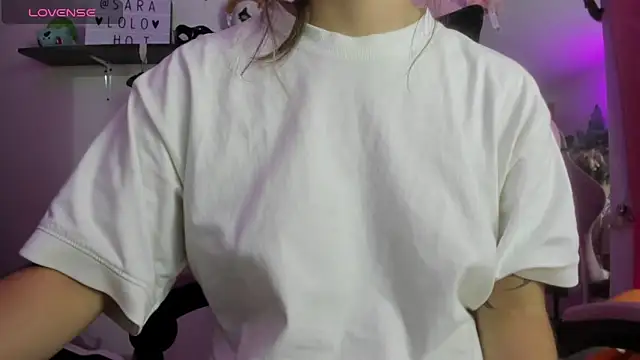 saralolo420 online show from 10/21/25, 12:00