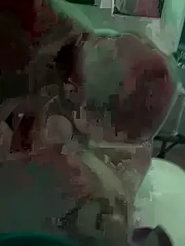 Snapshot of Mune_Raez_6 chatting on 10/03/25, 07:11 Mune Raez 6 online show from 10/03/25, 07:11