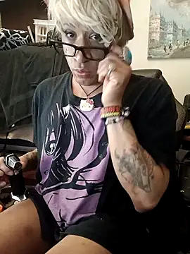 Snapshot of Mune_Raez_6 chatting on 11/20/25, 09:25 Mune Raez 6 online show from 11/20/25, 09:25