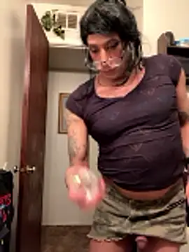 Snapshot of Mune_Raez_6 chatting on 01/18/26, 02:21 Mune Raez 6 online show from 01/18/26, 02:21