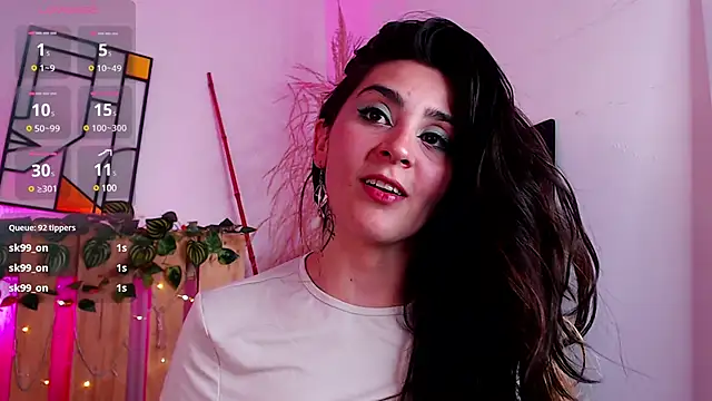 emily amaya online show from 12/07/24, 07:38