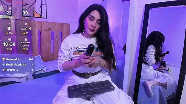 emily amaya online show from 04/13/26, 08:58