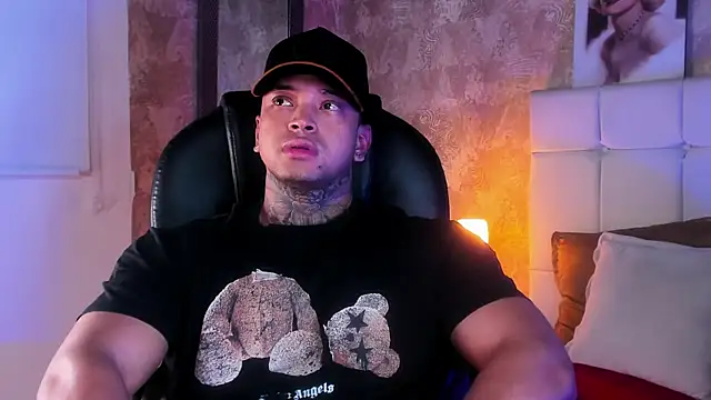 Stiven collins online show from 04/01/26, 06:25