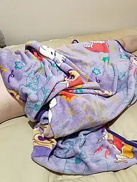 Snapshot of 114514hlove chatting on 09/11/25, 01:22 114514hlove online show from 09/11/25, 01:22