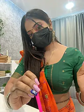 Snapshot of Monalisadon018 chatting on 12/15/24, 10:18 Monalisadon018 online show from 12/15/24, 10:18