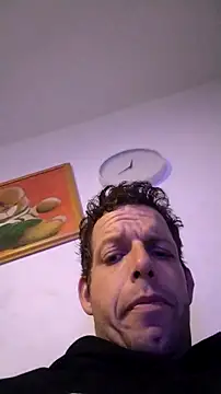 Knuffelstaaf123 online show from 11/16/25, 12:55