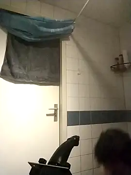 Knuffelstaaf123 online show from 11/30/25, 09:52