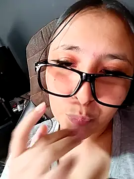 Cute Penelope online show from 03/22/25, 03:09