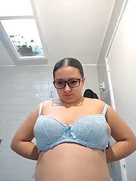 Snapshot of Cute_Penelope chatting on 07/28/26, 03:21 Cute Penelope online show from 07/28/26, 03:21