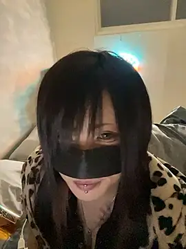 miyabi room online show from 11/12/25, 12:27