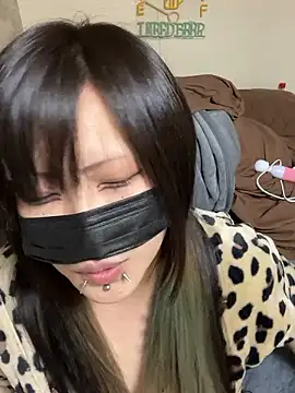 Snapshot of miyabi_room chatting on 07/06/26, 12:13 miyabi room online show from 07/06/26, 12:13