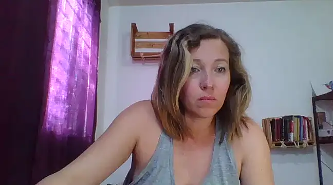 charlott ponce online show from 02/10/25, 08:21