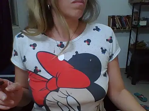 charlott ponce online show from 06/17/26, 01:52