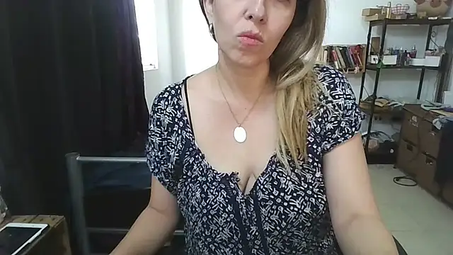 charlott ponce online show from 07/13/26, 06:22