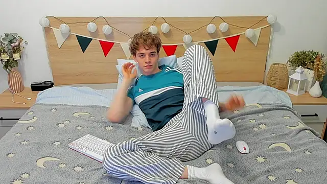 Fandi 777 online show from 03/06/25, 07:43