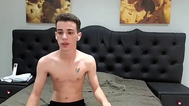 Cristian Delgado online show from 12/21/24, 05:25