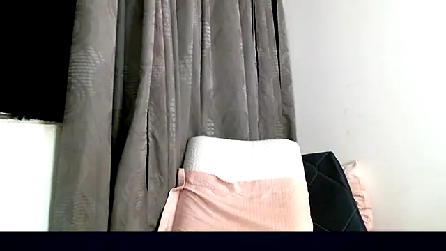 Snapshot of chicantonella chatting on 03/14/25, 04:32 chicantonella online show from 03/14/25, 04:32