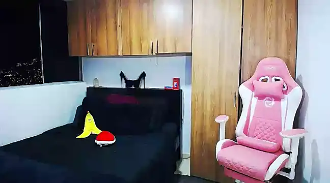 Snapshot of sweet_temptation25 chatting on 01/07/25, 05:54 sweet temptation25 online show from 01/07/25, 05:54