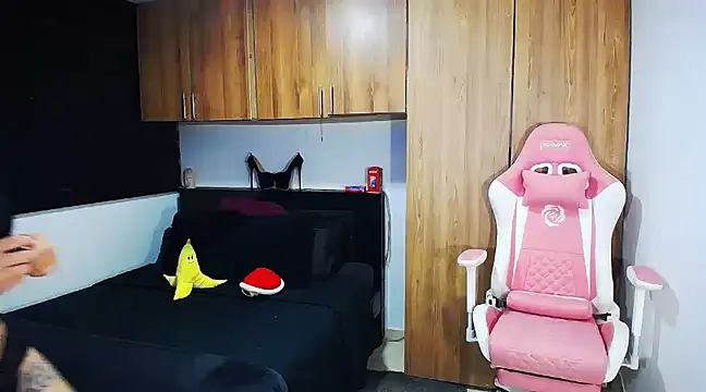 Snapshot of sweet_temptation25 chatting on 01/22/25, 02:04 sweet temptation25 online show from 01/22/25, 02:04