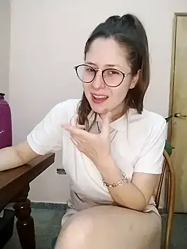 lucecitafantasy2 online show from 12/03/24, 11:46